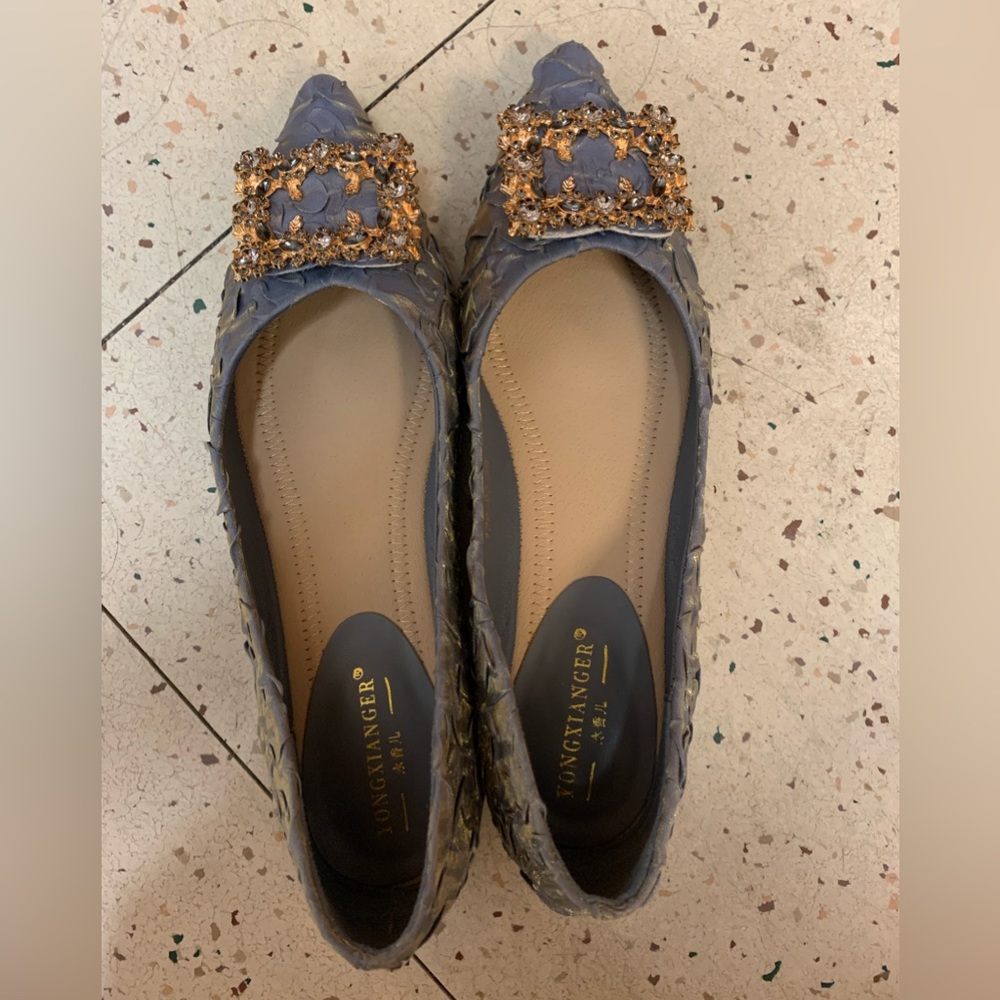 Low heels dressy shoes